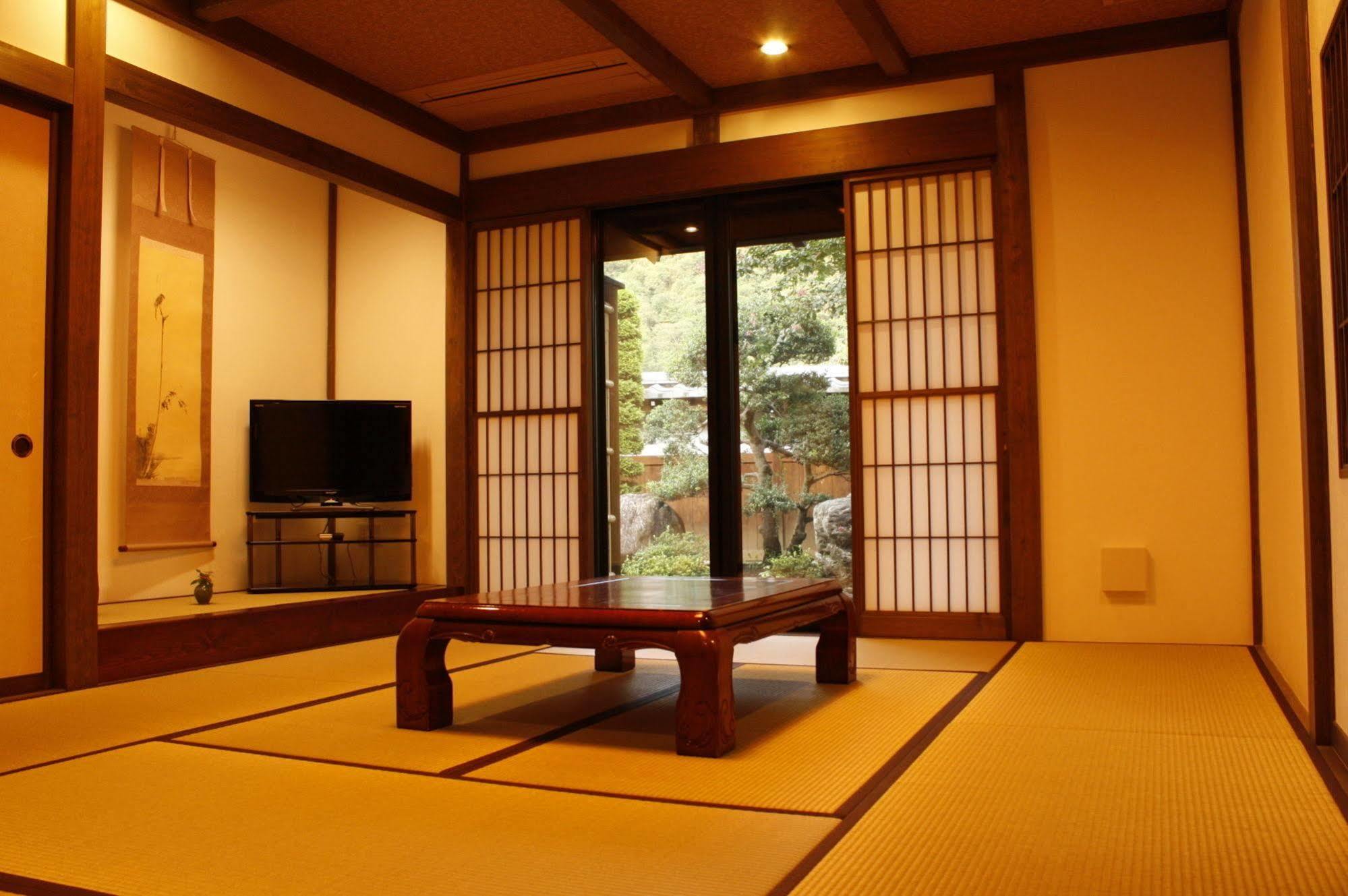 Готель Miyamotoke Ogano Екстер'єр фото